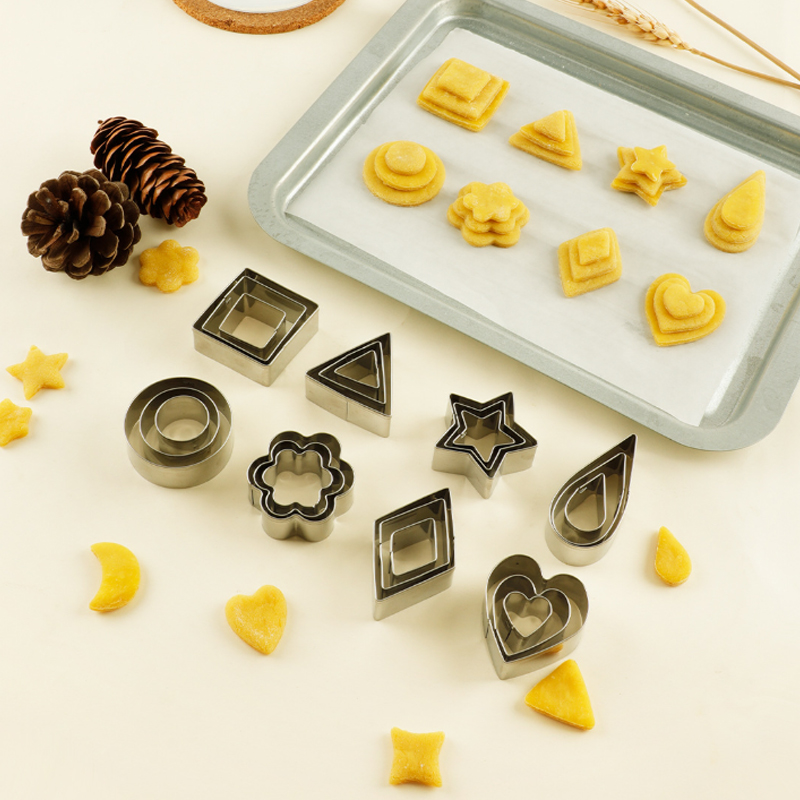 12/30PCS Stainless Steel Mini  - Baking Kitchen Set ulasan dan harga